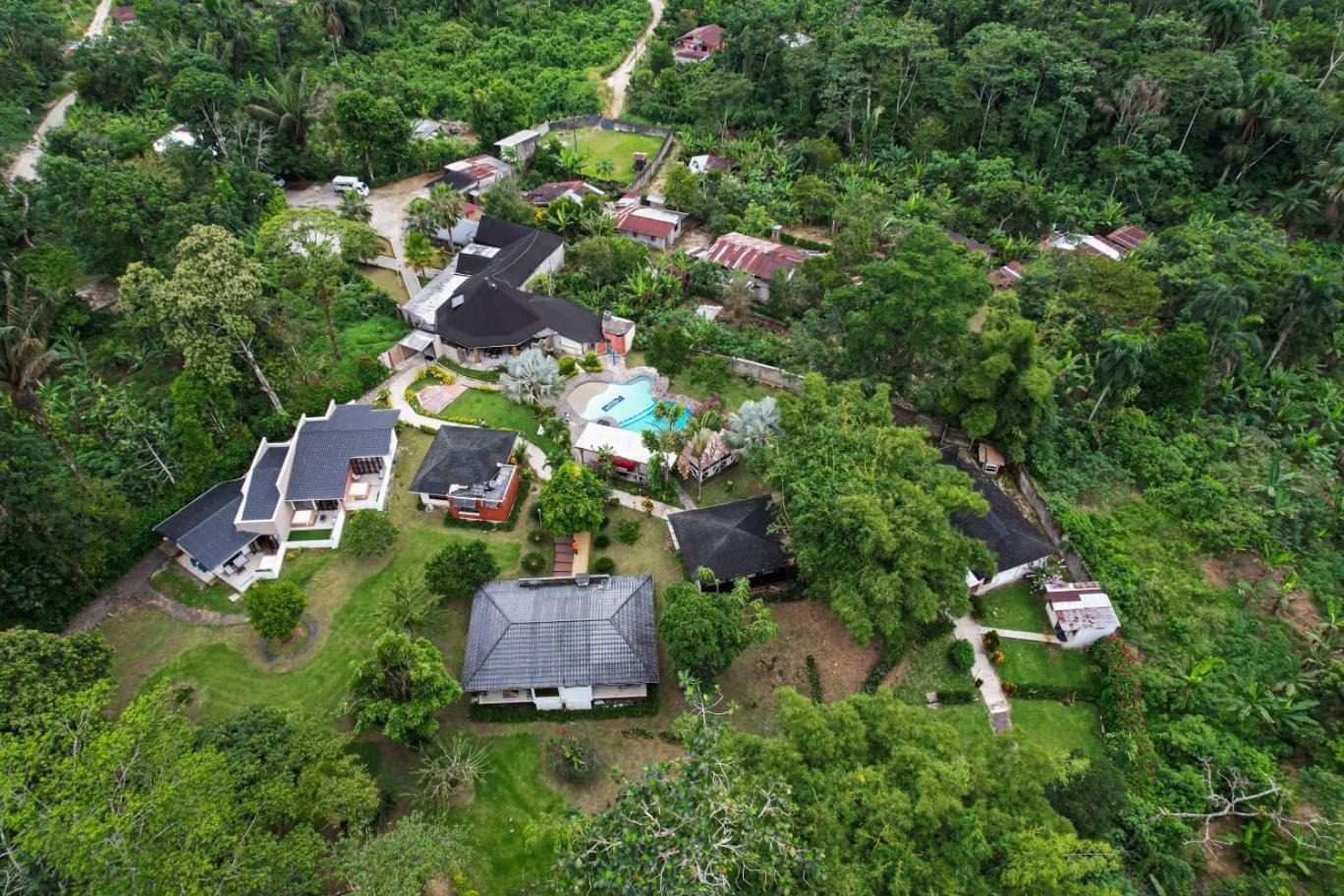 Terra Luna Lodge Tena Esterno foto