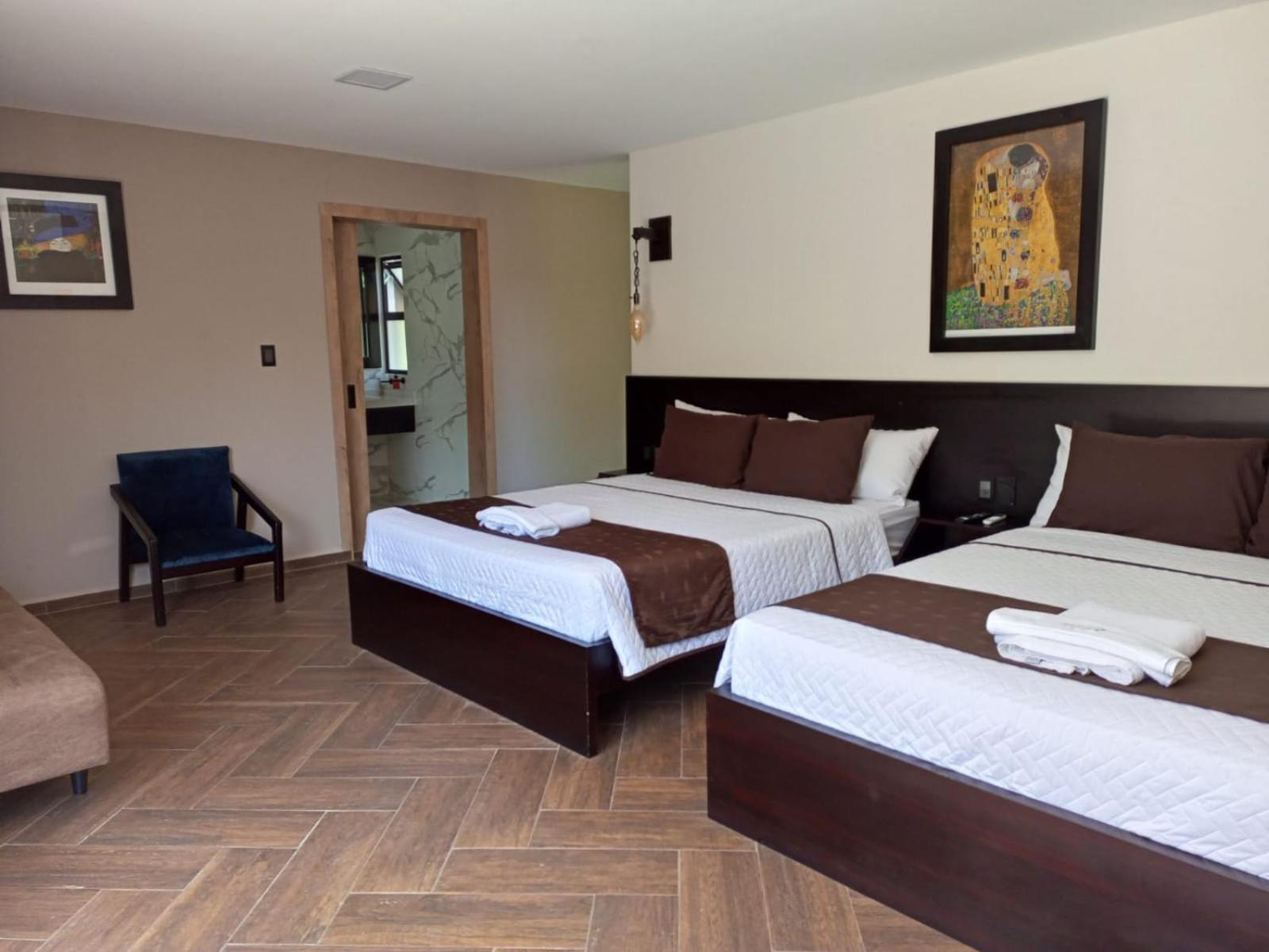 Terra Luna Lodge Tena Esterno foto