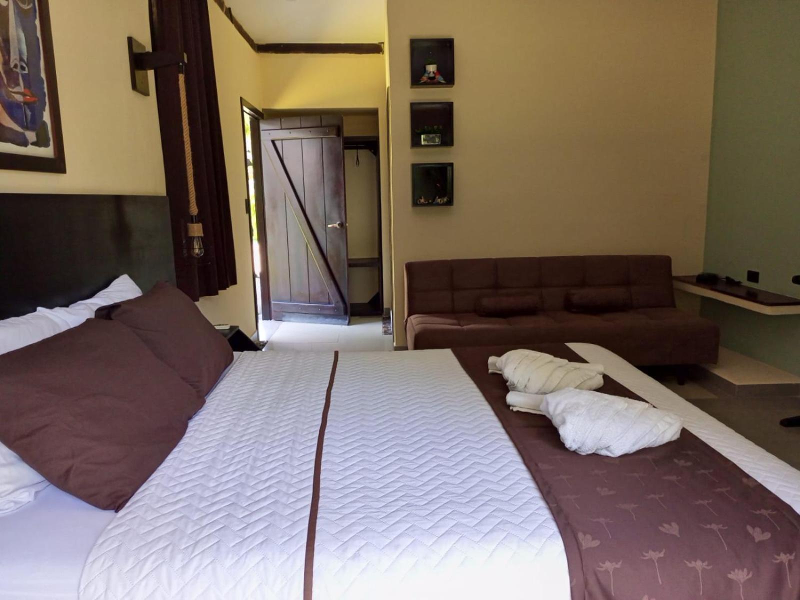 Terra Luna Lodge Tena Esterno foto