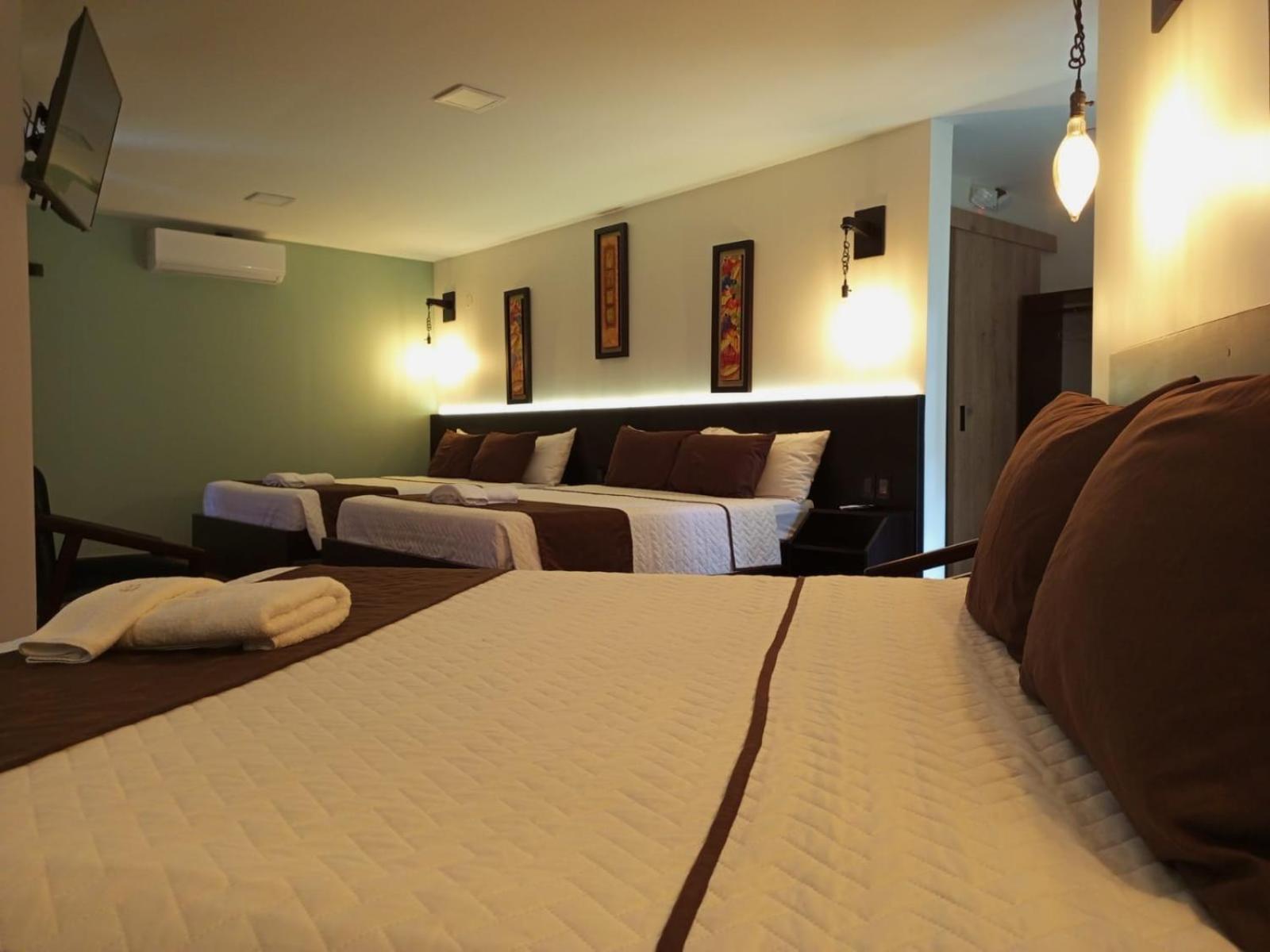 Terra Luna Lodge Tena Esterno foto
