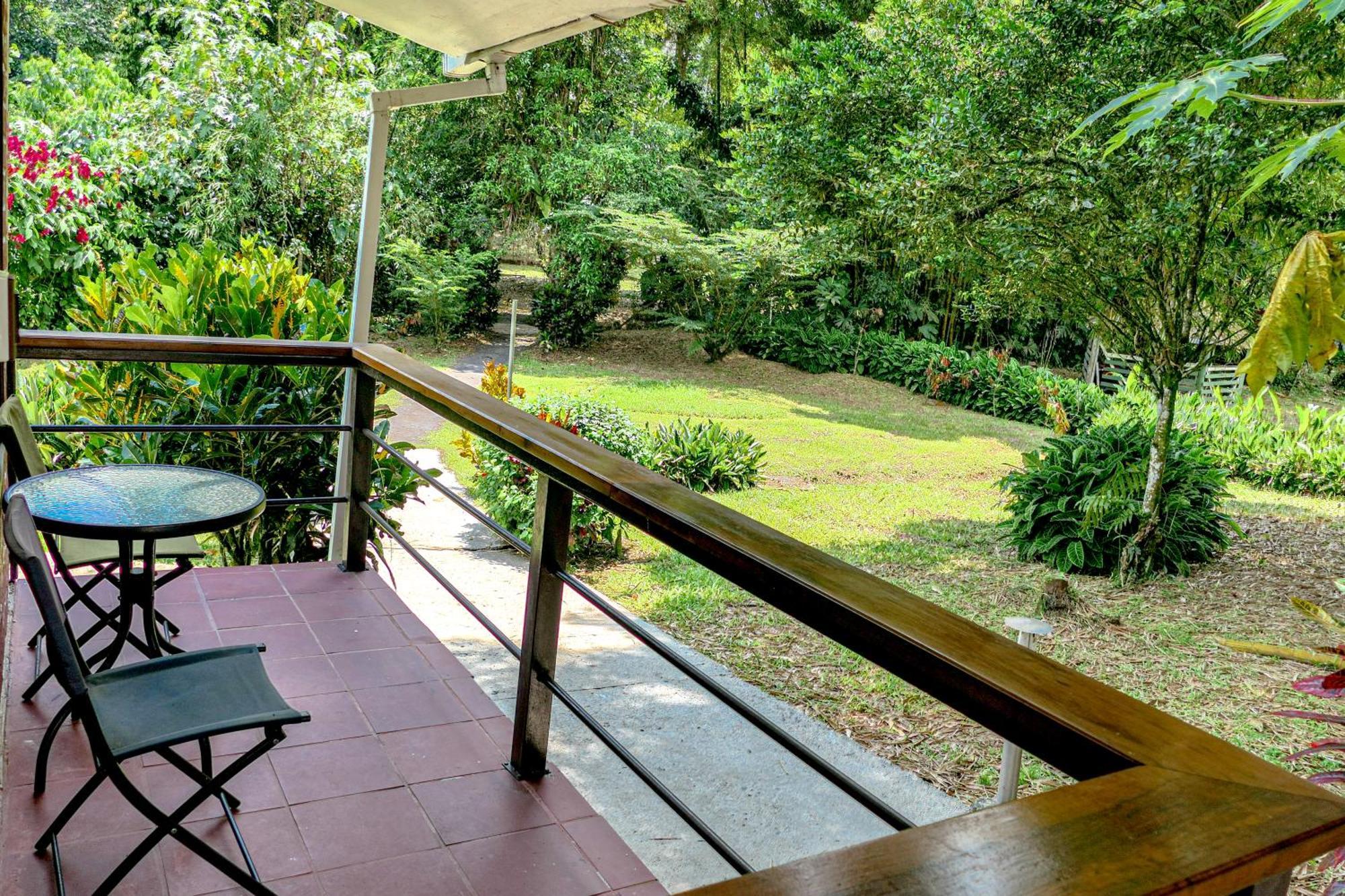 Terra Luna Lodge Tena Esterno foto